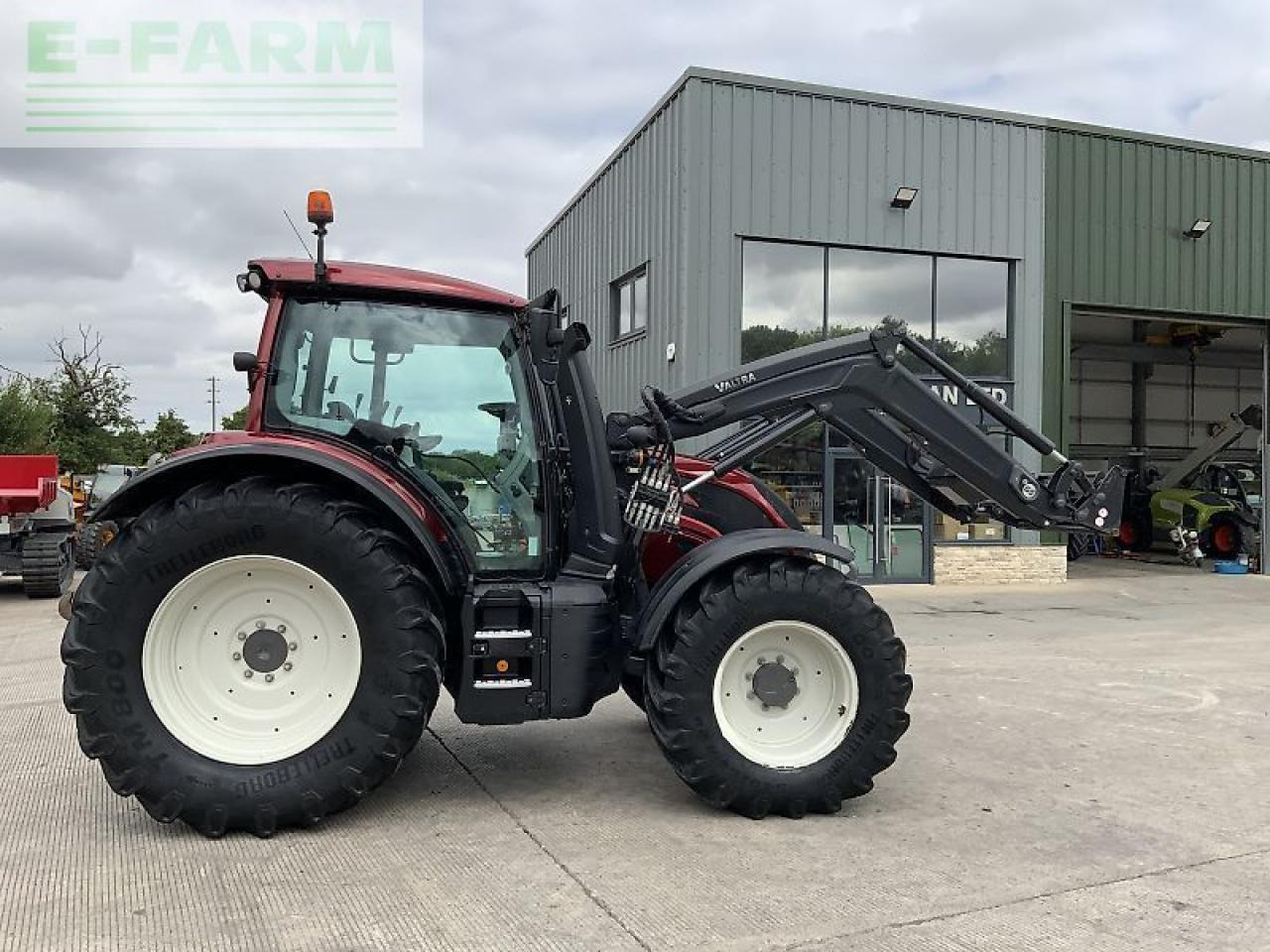 Valtra n174 active (st23843) Active - Traktor: bild 2 Valtra n174 active (st23843) Active - Traktor: bild 2