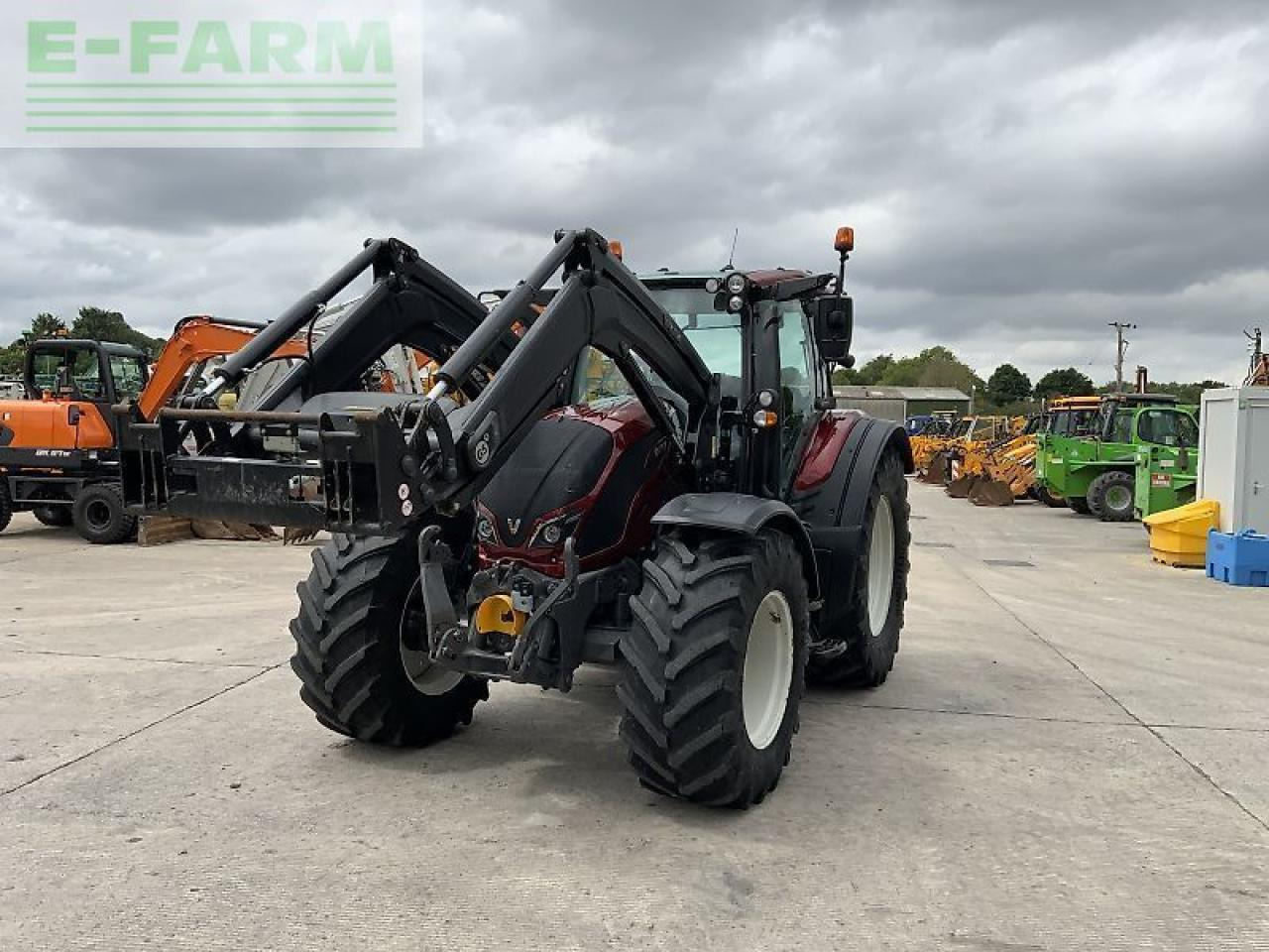 Valtra n174 active (st23843) Active - Traktor: bild 5 Valtra n174 active (st23843) Active - Traktor: bild 5