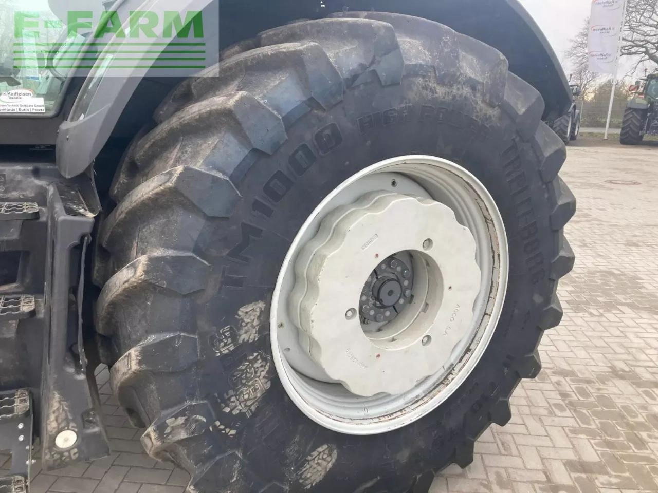 Valtra s374 smarttouch - Traktor: bild 5 Valtra s374 smarttouch - Traktor: bild 5