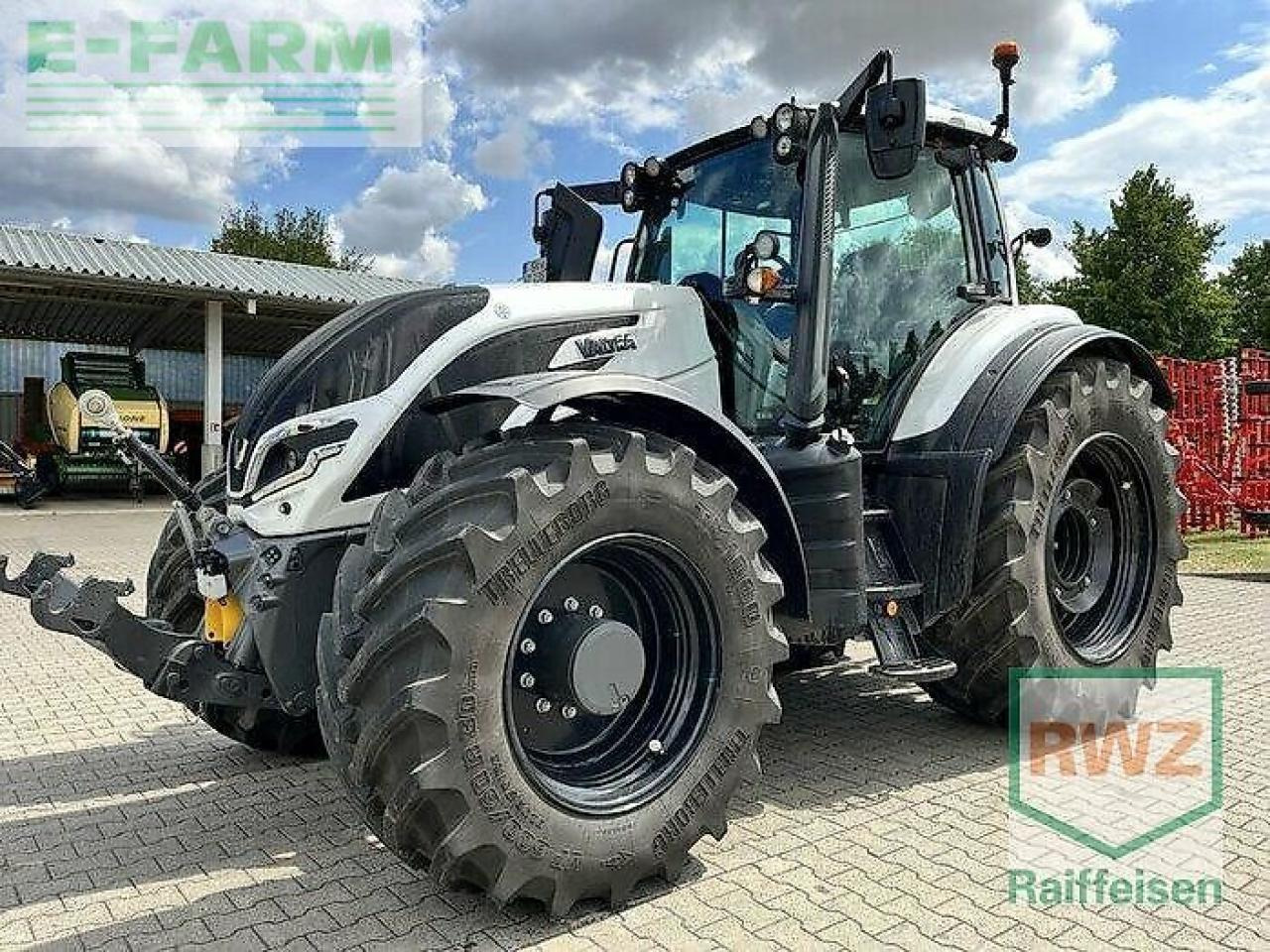 Valtra t 235 direct vorführmaschine Direct - Traktor: bild 2 Valtra t 235 direct vorführmaschine Direct - Traktor: bild 2