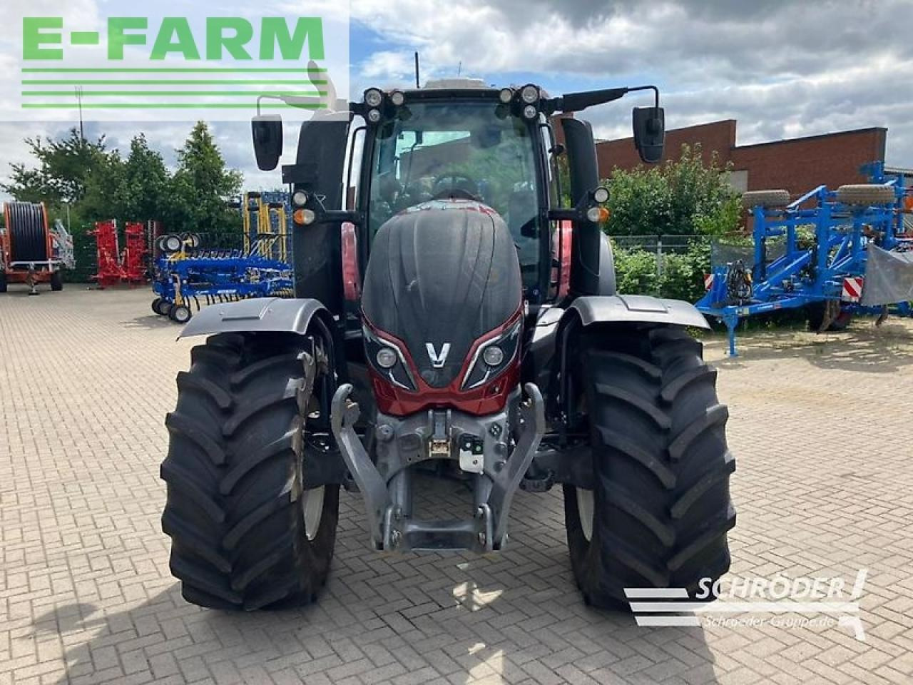 Valtra t 254 v smarttouch - Traktor: bild 2 Valtra t 254 v smarttouch - Traktor: bild 2