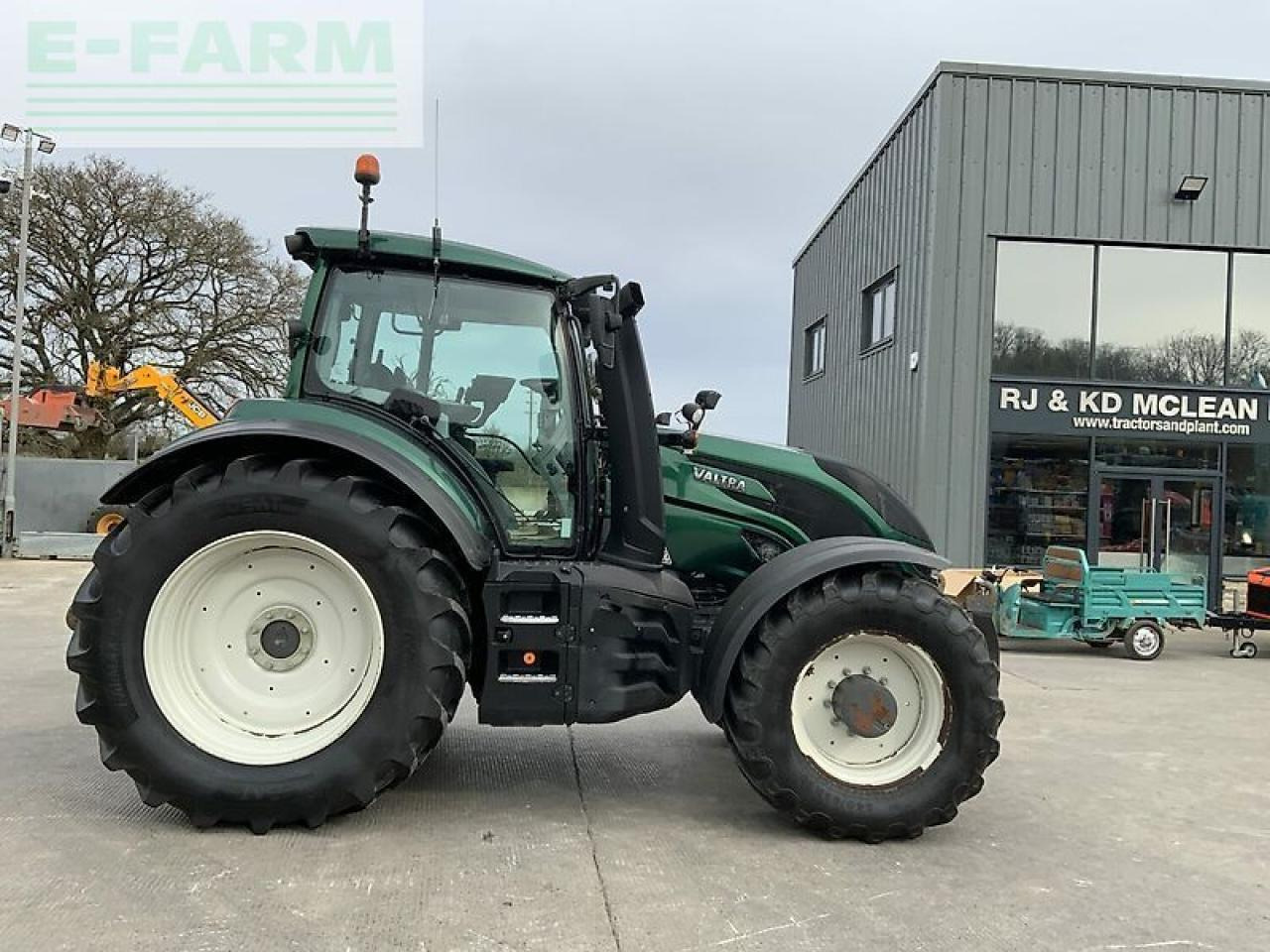 Valtra t214 direct tractor (st22267) Direct - Traktor: bild 1 Valtra t214 direct tractor (st22267) Direct - Traktor: bild 1