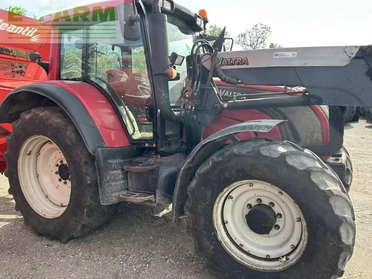 Valtra valtra n 143 - Traktor: bild 1 Valtra valtra n 143 - Traktor: bild 1