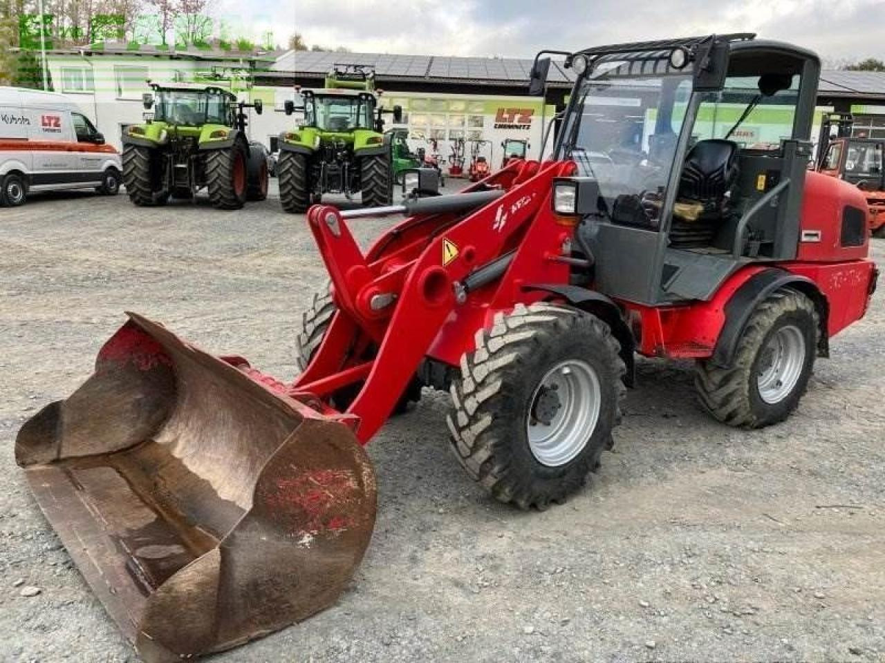 Weidemann gebr. 3070 cx 60 hoflader - Minigrävmaskin: bild 2 Weidemann gebr. 3070 cx 60 hoflader - Minigrävmaskin: bild 2