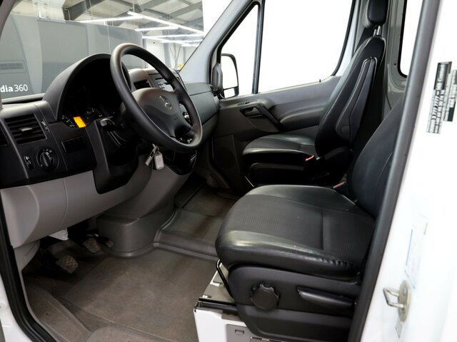 MERCEDES-BENZ Sprinter 316CDI DOKA,Allrad,Klima,AHK,TCO - Transportbil med kapell, Dubbelhytt transportbil: bild 2 MERCEDES-BENZ Sprinter 316CDI DOKA,Allrad,Klima,AHK,TCO - Transportbil med kapell, Dubbelhytt transportbil: bild 2