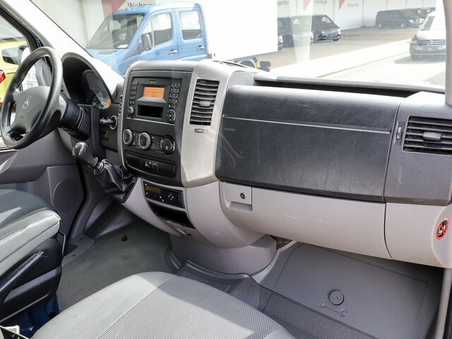 MERCEDES-BENZ Sprinter 316CDI DOKA,Allrad,Klima,AHK3,5To,TCO - Transportbil med flak, Dubbelhytt transportbil: bild 3 MERCEDES-BENZ Sprinter 316CDI DOKA,Allrad,Klima,AHK3,5To,TCO - Transportbil med flak, Dubbelhytt transportbil: bild 3