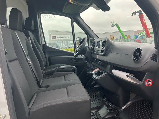 MERCEDES-BENZ Sprinter317CDI Maxi Koffer,Klima,MBUX - Volymskåp: bild 4 MERCEDES-BENZ Sprinter317CDI Maxi Koffer,Klima,MBUX - Volymskåp: bild 4