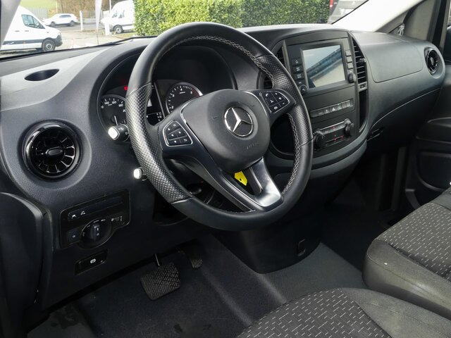 MERCEDES-BENZ Vito 116CDI lang,TourerPro,2Klima,9Sitze,Kamera - Minibuss, Persontransport: bild 4 MERCEDES-BENZ Vito 116CDI lang,TourerPro,2Klima,9Sitze,Kamera - Minibuss, Persontransport: bild 4