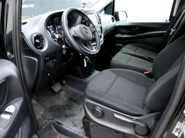MERCEDES-BENZ Vito 116CDI lang,TourerPro,2Klima,9Sitze,Kamera - Minibuss, Persontransport: bild 2 MERCEDES-BENZ Vito 116CDI lang,TourerPro,2Klima,9Sitze,Kamera - Minibuss, Persontransport: bild 2