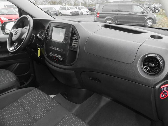 MERCEDES-BENZ Vito 116CDI lang,TourerPro,2Klima,9Sitze,Kamera - Minibuss, Persontransport: bild 4 MERCEDES-BENZ Vito 116CDI lang,TourerPro,2Klima,9Sitze,Kamera - Minibuss, Persontransport: bild 4