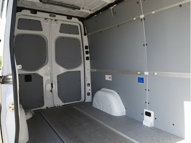 MERCEDES-BENZ eSprinter 312 Kasten FWD,3.924mm Radstand - Skåpbil, El transportbil: bild 2 MERCEDES-BENZ eSprinter 312 Kasten FWD,3.924mm Radstand - Skåpbil, El transportbil: bild 2
