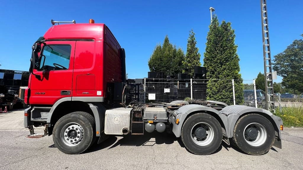 Mercedes-Benz Actros 2648 6x4 1 Hand Kipphydraulik Klima - Dragbil: bild 1 Mercedes-Benz Actros 2648 6x4 1 Hand Kipphydraulik Klima - Dragbil: bild 1
