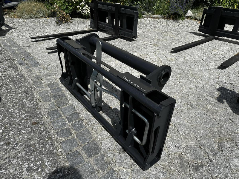 Big Adapter Manitou passend zu Euro Aufnahme - Tillbehör: bild 2 Big Adapter Manitou passend zu Euro Aufnahme - Tillbehör: bild 2