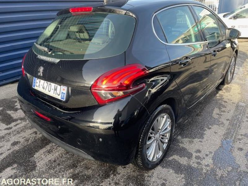 208 ALLURE PT 110cv-05/2016- 87950 KM - Personbil: bild 3 208 ALLURE PT 110cv-05/2016- 87950 KM - Personbil: bild 3