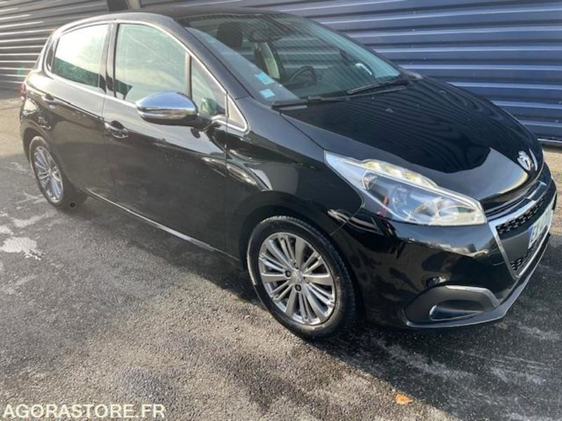 208 ALLURE PT 110cv-05/2016- 87950 KM - Personbil: bild 4 208 ALLURE PT 110cv-05/2016- 87950 KM - Personbil: bild 4