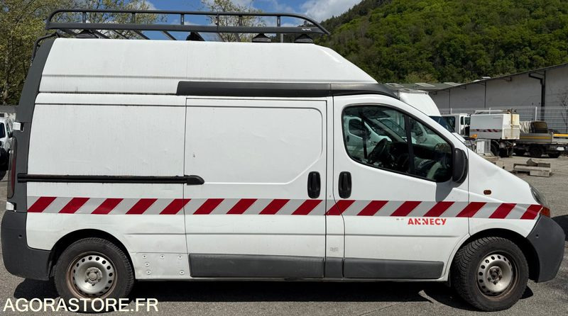 7226YJ74 - RENAULT TRAFIC - Skåpbil: bild 5 7226YJ74 - RENAULT TRAFIC - Skåpbil: bild 5