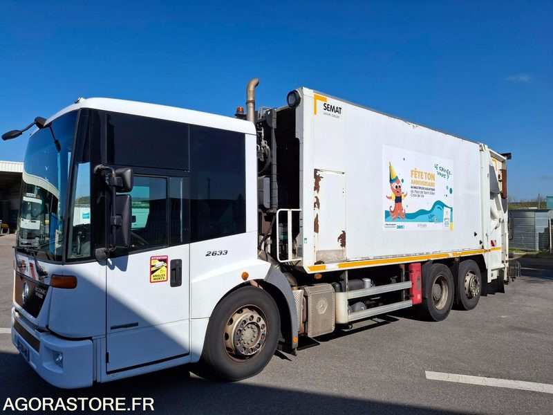 BOM Mercedes Econic 243135 kms 2013 - CX-094-MW - Sopbil: bild 2 BOM Mercedes Econic 243135 kms 2013 - CX-094-MW - Sopbil: bild 2