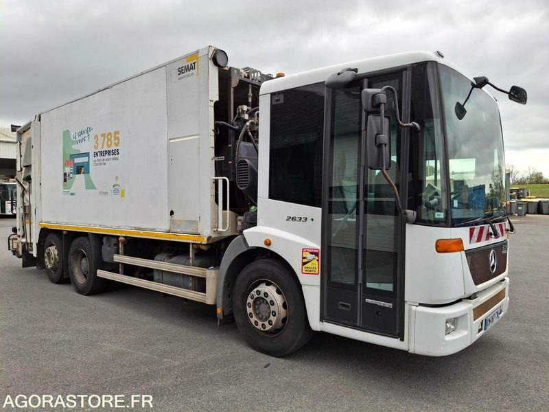 BOM Mercedes Econic 292045 kms 2013 - CW-067-TW - Sopbil: bild 1 BOM Mercedes Econic 292045 kms 2013 - CW-067-TW - Sopbil: bild 1