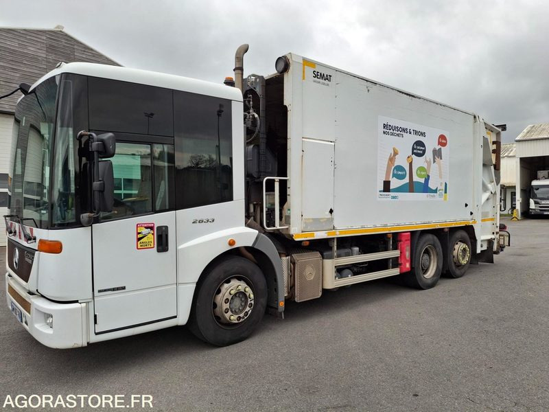 BOM Mercedes Econic 292045 kms 2013 - CW-067-TW - Sopbil: bild 3 BOM Mercedes Econic 292045 kms 2013 - CW-067-TW - Sopbil: bild 3