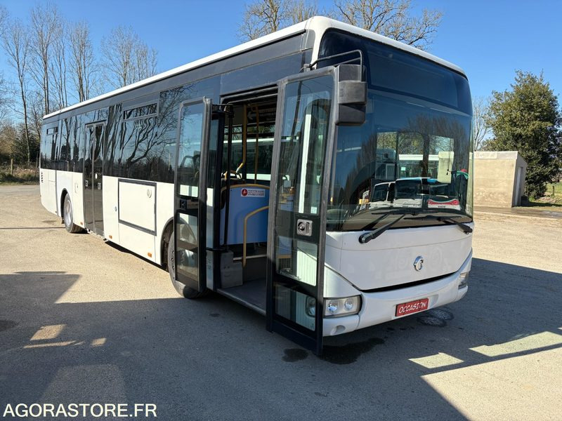 CROSSWAY LE de 2009 43 PL+64 - Buss: bild 1 CROSSWAY LE de 2009 43 PL+64 - Buss: bild 1