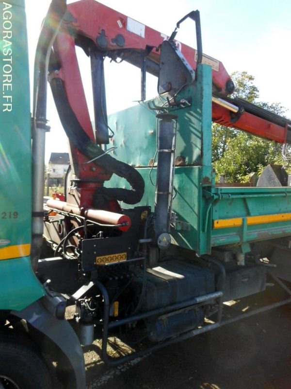 CAMION PTAC < 19 T RENAULT M180 (CA219) - Kranbil: bild 2 CAMION PTAC < 19 T RENAULT M180 (CA219) - Kranbil: bild 2