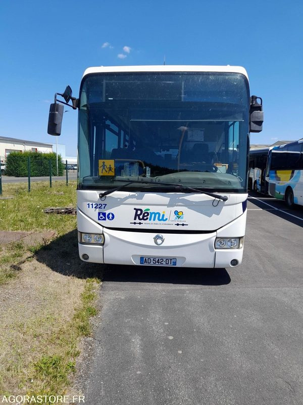 CAR-IRISBUS-RECREO-2009-542 644 KM-AD542DT- (11227) - Skolbuss: bild 2 CAR-IRISBUS-RECREO-2009-542 644 KM-AD542DT- (11227) - Skolbuss: bild 2