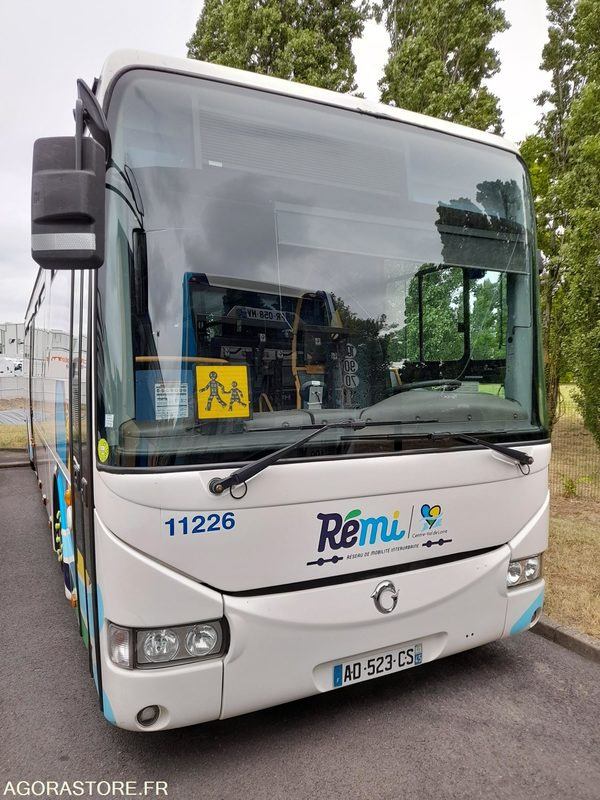 CAR-IRISBUS-RECREO-2009-647 206 KM-AD523CS (11226) - Skolbuss: bild 1 CAR-IRISBUS-RECREO-2009-647 206 KM-AD523CS (11226) - Skolbuss: bild 1