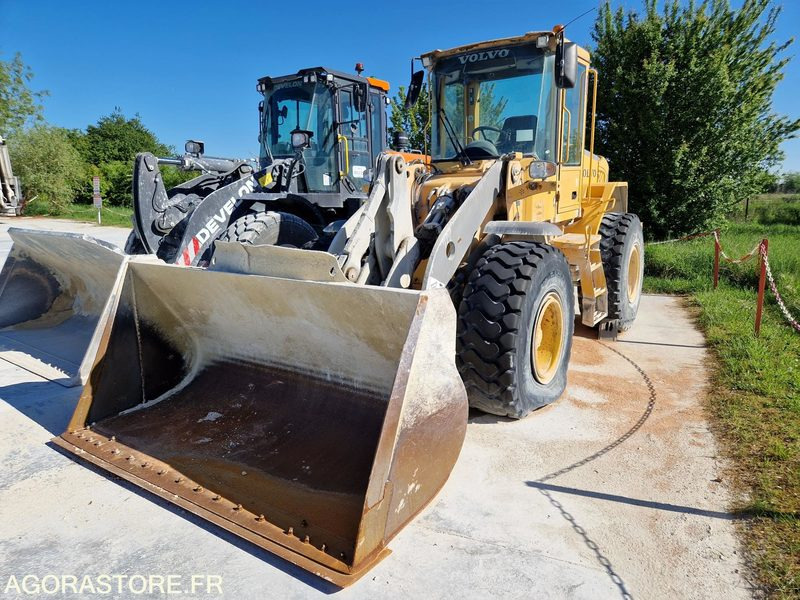 CHARGEUSE VOLVO L60E - 2005 / 6 670 HEURES - Lastare: bild 1 CHARGEUSE VOLVO L60E - 2005 / 6 670 HEURES - Lastare: bild 1