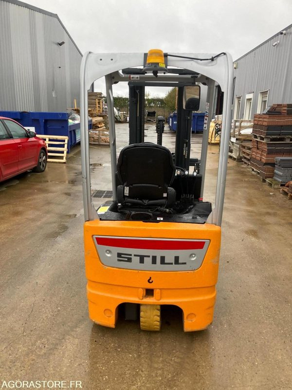 CHARIOT ELEVATEUR FRONTAL STILL RX50-15 2014 1900 HEURES - Eltruck: bild 4 CHARIOT ELEVATEUR FRONTAL STILL RX50-15 2014 1900 HEURES - Eltruck: bild 4