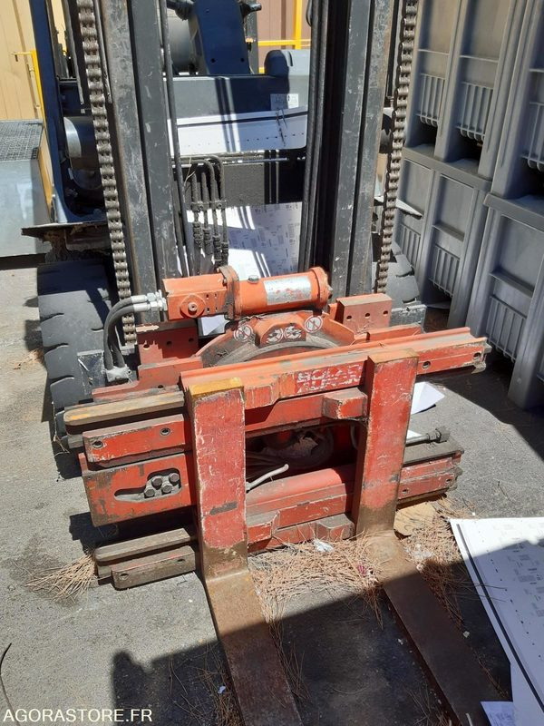 CHARIOT ELEVATEUR NISSAN FOURCHES ROTATIVE HS (R31153) GAZ - Gasoltruck: bild 4 CHARIOT ELEVATEUR NISSAN FOURCHES ROTATIVE HS (R31153) GAZ - Gasoltruck: bild 4
