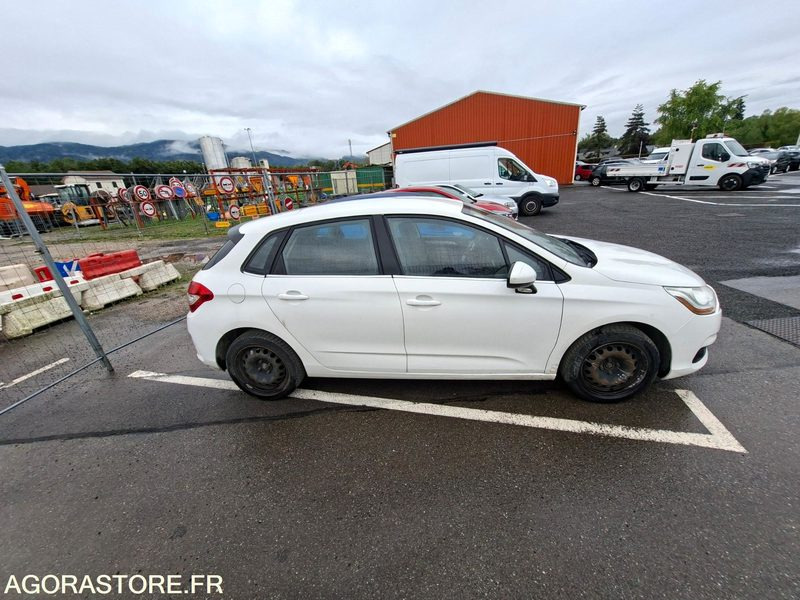 CITROEN C4 Entreprise VU 5p Berline HD- 2014 - 216471 KM - P0403314 - Personbil: bild 2 CITROEN C4 Entreprise VU 5p Berline HD- 2014 - 216471 KM - P0403314 - Personbil: bild 2
