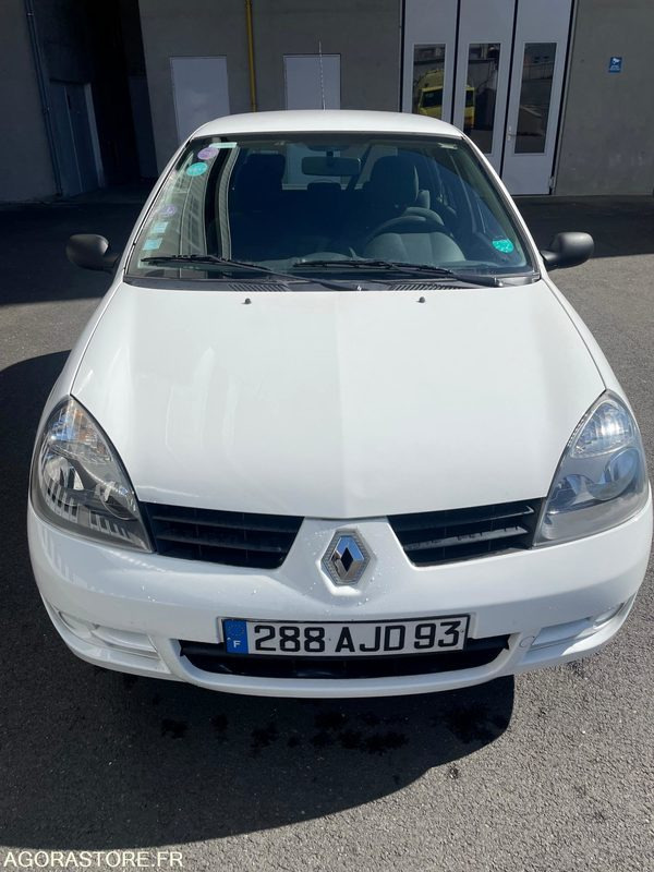 CLIO GPL 1.2 288AJD93 - Personbil: bild 3 CLIO GPL 1.2 288AJD93 - Personbil: bild 3