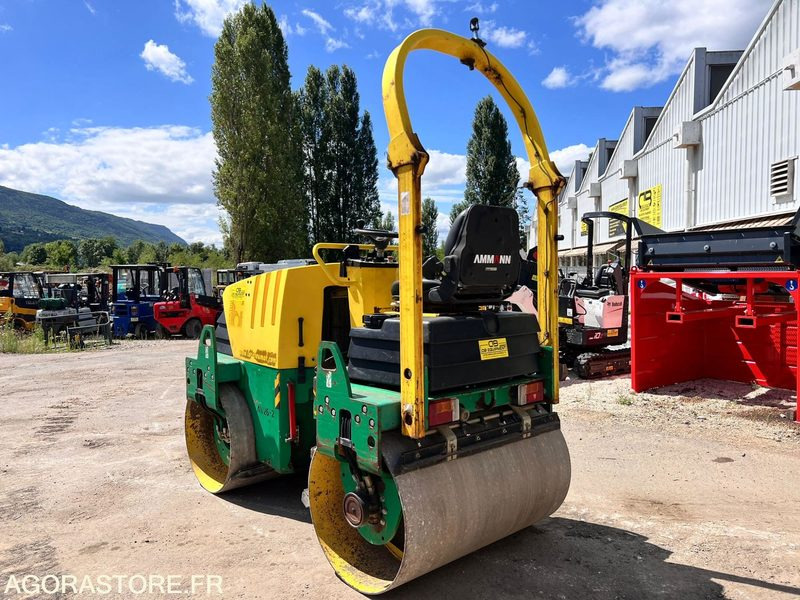 COMPACTEUR AMMANN AV26-2 ROULEAU TANDEM VIBRANT ARTICULÉ - ANNÉE 2008 - 1765 H - Vält: bild 5 COMPACTEUR AMMANN AV26-2 ROULEAU TANDEM VIBRANT ARTICULÉ - ANNÉE 2008 - 1765 H - Vält: bild 5
