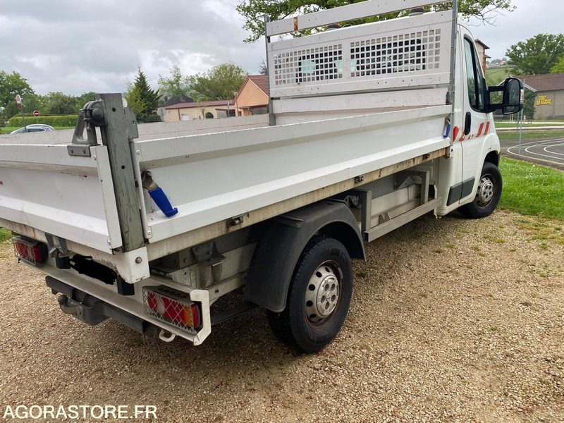 Camion benne Peugeot BOXER - 2014 - 70 000km - TURBO NEUF / PNEUS NEUFS - Transportbil med tippflak: bild 2 Camion benne Peugeot BOXER - 2014 - 70 000km - TURBO NEUF / PNEUS NEUFS - Transportbil med tippflak: bild 2