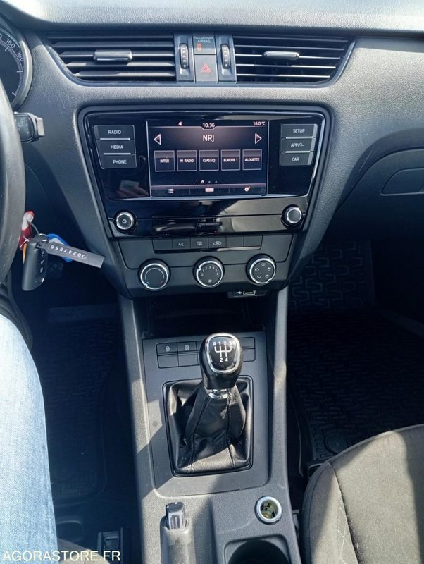 EV-011-NS - Roulant - SKODA OCTAVIA - VP - 389 000 Kms - Personbil: bild 5 EV-011-NS - Roulant - SKODA OCTAVIA - VP - 389 000 Kms - Personbil: bild 5