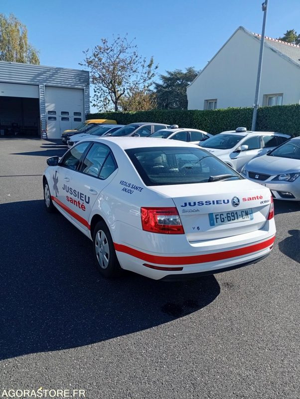 FG-691-CN - Roulant - SKODA Octavia - VP - 395 000 Kms - Personbil: bild 3 FG-691-CN - Roulant - SKODA Octavia - VP - 395 000 Kms - Personbil: bild 3