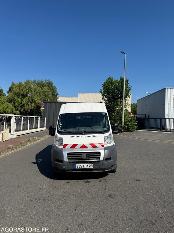 FIAT DUCATO 133 000 KM 7 PLACES - Skåpbil: bild 3 FIAT DUCATO 133 000 KM 7 PLACES - Skåpbil: bild 3