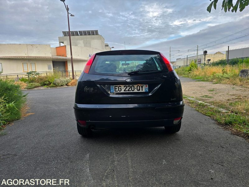 FORD FOCUS 1.6 - ESSENCE - 158 000 KM - Personbil: bild 3 FORD FOCUS 1.6 - ESSENCE - 158 000 KM - Personbil: bild 3