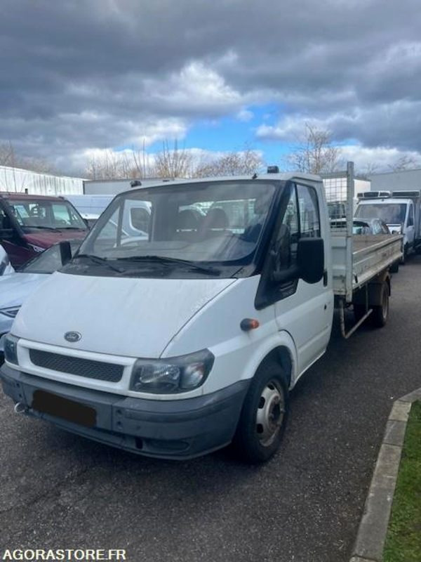 FORD TRANSIT 2.4 TD BENNE - 2002 - 204 000km - Transportbil med tippflak: bild 2 FORD TRANSIT 2.4 TD BENNE - 2002 - 204 000km - Transportbil med tippflak: bild 2