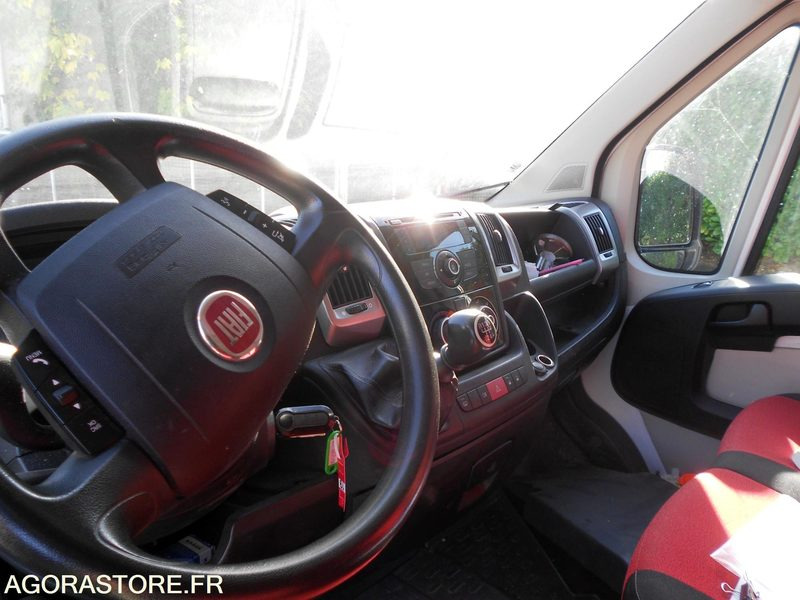 FOURGON FIAT DUCATO - Skåpbil: bild 5 FOURGON FIAT DUCATO - Skåpbil: bild 5