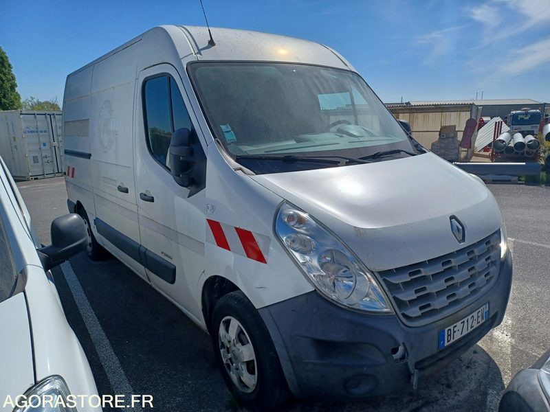 FOURGON RENAULT MASTER - 2010 / 187 529 Km - BF712EW - Skåpbil: bild 3 FOURGON RENAULT MASTER - 2010 / 187 529 Km - BF712EW - Skåpbil: bild 3