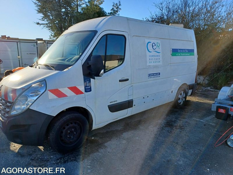FOURGON RENAULT MASTER L2H2 - 204 623 KM - 2010 / BF779EW - Skåpbil: bild 2 FOURGON RENAULT MASTER L2H2 - 204 623 KM - 2010 / BF779EW - Skåpbil: bild 2