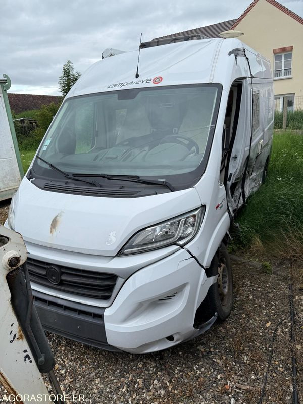 Fiat Ducato, camping-car - 2017 - 62000km - accidenté - Campingbil: bild 2 Fiat Ducato, camping-car - 2017 - 62000km - accidenté - Campingbil: bild 2