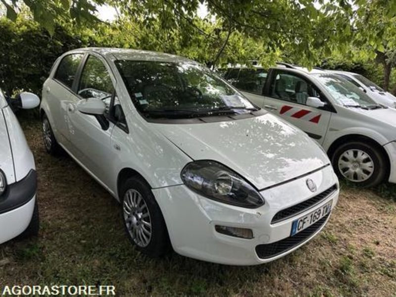 Fiat Punto - CF169TW - Personbil: bild 2 Fiat Punto - CF169TW - Personbil: bild 2