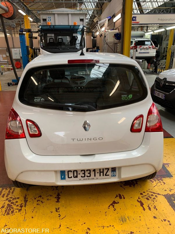 GDF RENAULT TWINGO CQ-331-HF - Personbil: bild 2 GDF RENAULT TWINGO CQ-331-HF - Personbil: bild 2