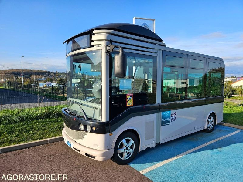 GRUAU Microbus - 2011 BON - 45500km ETAT GENERAL - Minibuss, Persontransport: bild 1 GRUAU Microbus - 2011 BON - 45500km ETAT GENERAL - Minibuss, Persontransport: bild 1