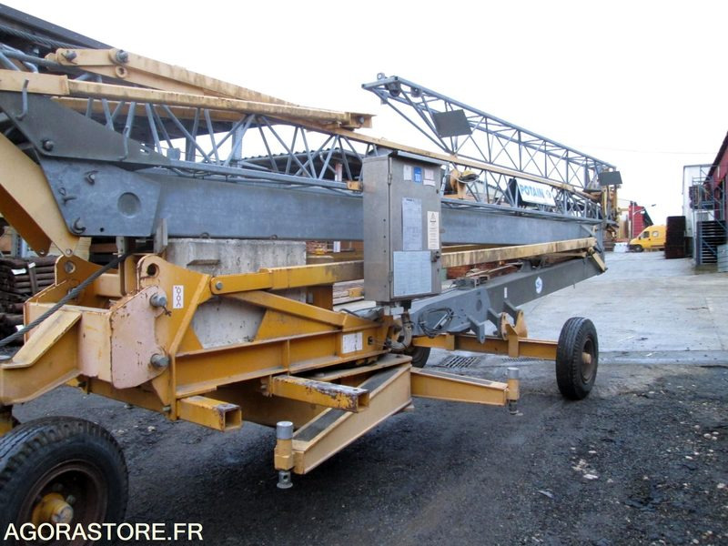 GRUE - POTAIN HD 10 A - TRES BON ETAT - Tornkran: bild 1 GRUE - POTAIN HD 10 A - TRES BON ETAT - Tornkran: bild 1