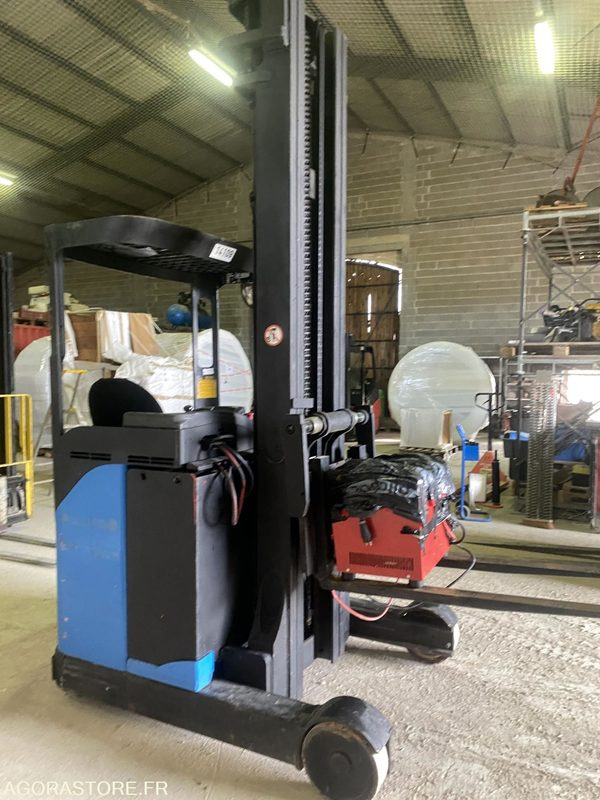 Gerbeur FENWICK LINDE R14 1.4T Triplex 7595mm - Skjutstativtruck: bild 1 Gerbeur FENWICK LINDE R14 1.4T Triplex 7595mm - Skjutstativtruck: bild 1