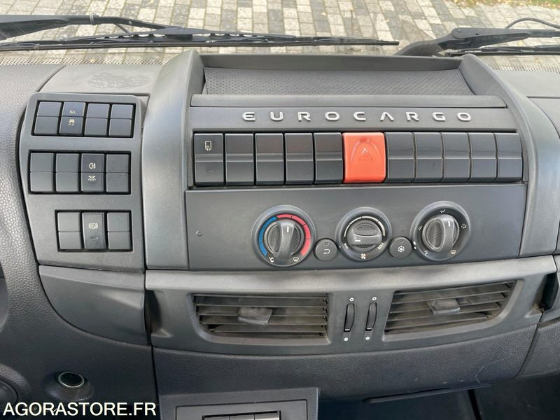 IVECO EUROCARGO PLATEAU - 2015 - 295 000KM - Flakbil: bild 5 IVECO EUROCARGO PLATEAU - 2015 - 295 000KM - Flakbil: bild 5