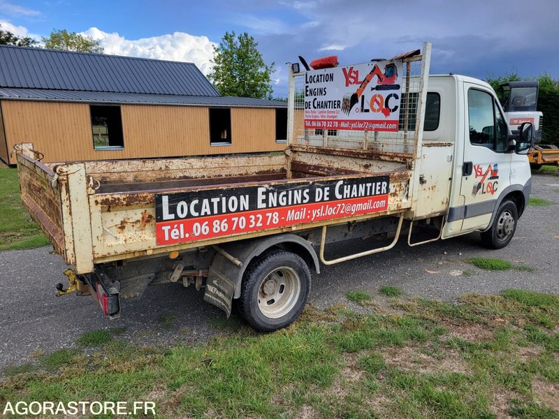 Transportbil med tippflak Iveco 35c12: bild 18